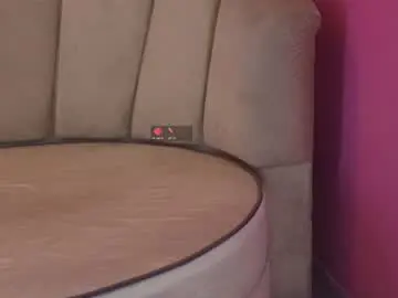 Scarlet_glow  live sex cam