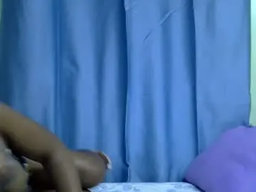 Sexxybuttie  live sex cam