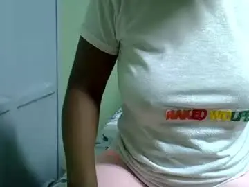 Sexxybuttie  live sex cam