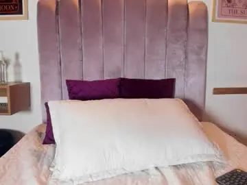 Sky_caroline  live sex cam