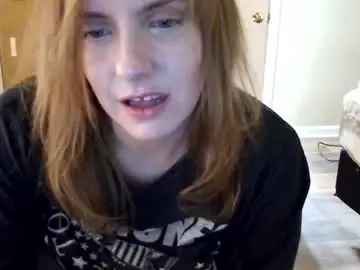 Tinywithtiddies  live sex cam