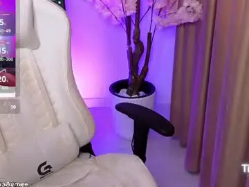 Alexaaimee  live sex cam