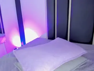 Aura_baker  live sex cam