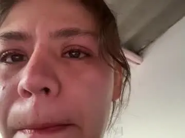 Dannytargaryen  live sex cam