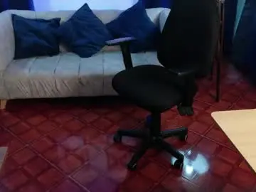 Emily_cherry_  live sex cam