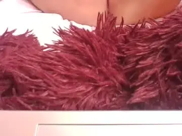 Frutillitaaok  live sex cam