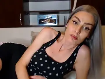 Hornygirllx  live sex cam