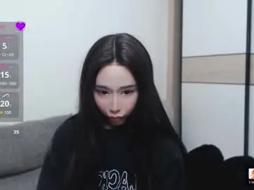 Kitte7  live sex cam
