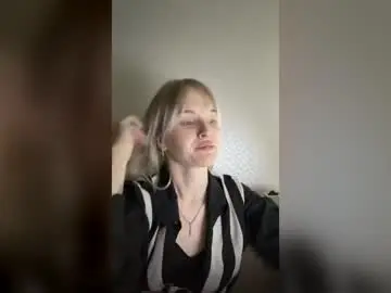 Lizzetmorty  live sex cam