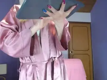 Lucy_ny  live sex cam