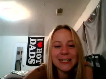 Maceyloves  live sex cam
