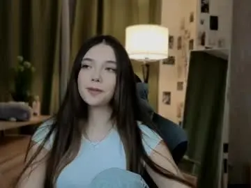 Nutshellz  live sex cam