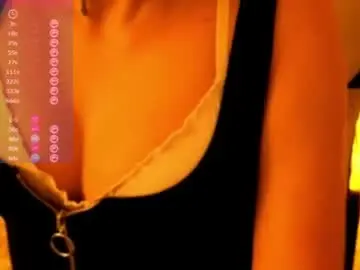 Poppybloopy  live sex cam