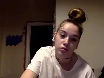Prettybabynik  live sex cam