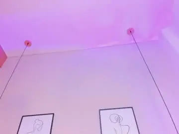 Alicethompsson  live sex cam
