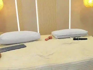 Antonella_west  live sex cam