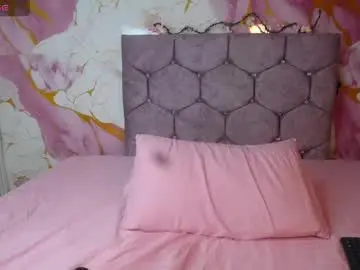 Aryahmoon  live sex cam