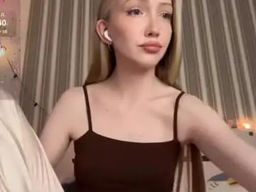 Awwrora  live sex cam