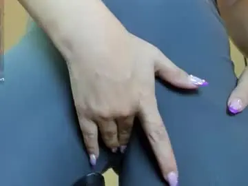 Ayla13_  live sex cam