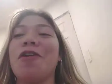 Briana_lovexx  live sex cam