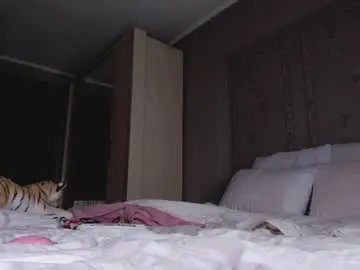 Bringstorm  live sex cam