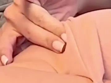 Capriijonesxxx  live sex cam