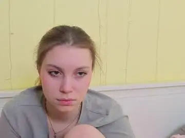 Charlesreynosa  live sex cam