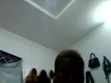 Curvybutty  live sex cam