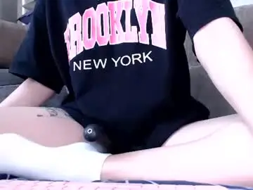 Cuty_lucy  live sex cam