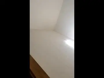 Desimallu69  live sex cam