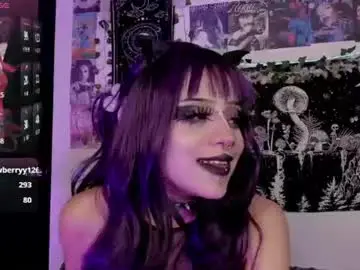 Dolly_bones  live sex cam