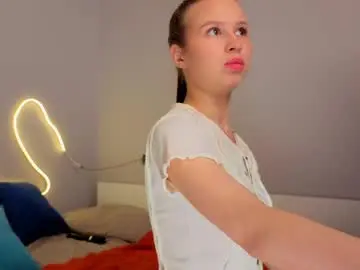 Emma_clon  live sex cam