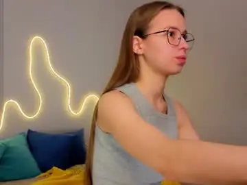 Emma_clon  live sex cam