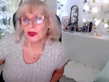 Ghertrudequeen  live sex cam