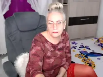 Ghertrudequeen  live sex cam