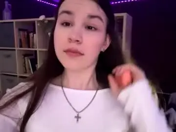 Hazelchesick  live sex cam