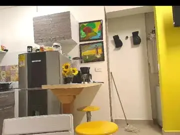Isis_pink  live sex cam