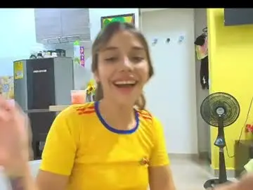 Isis_pink  live sex cam