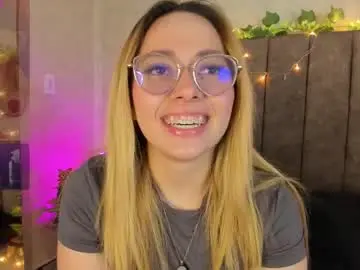 Lanaamills  live sex cam