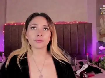 Lanaamills  live sex cam