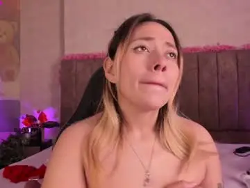 Lanaamills  live sex cam