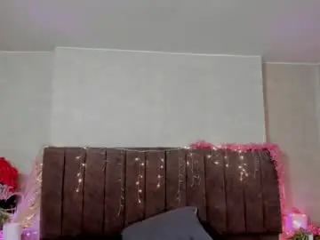 Lanaamills  live sex cam