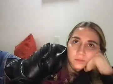 Pinkilola  live sex cam