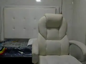 Victoria_cutee  live sex cam