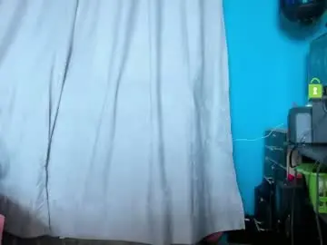 Duamilktits  live sex cam