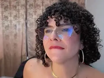 Kloewolf  live sex cam