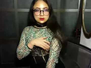 Lilith_ryuzaki  live sex cam