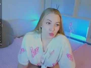 Mia_milleks  live sex cam