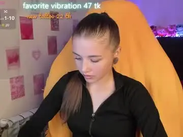 Milyamess  live sex cam