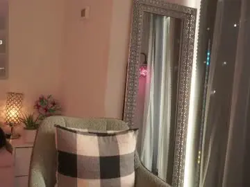 Mysticxkitty  live sex cam